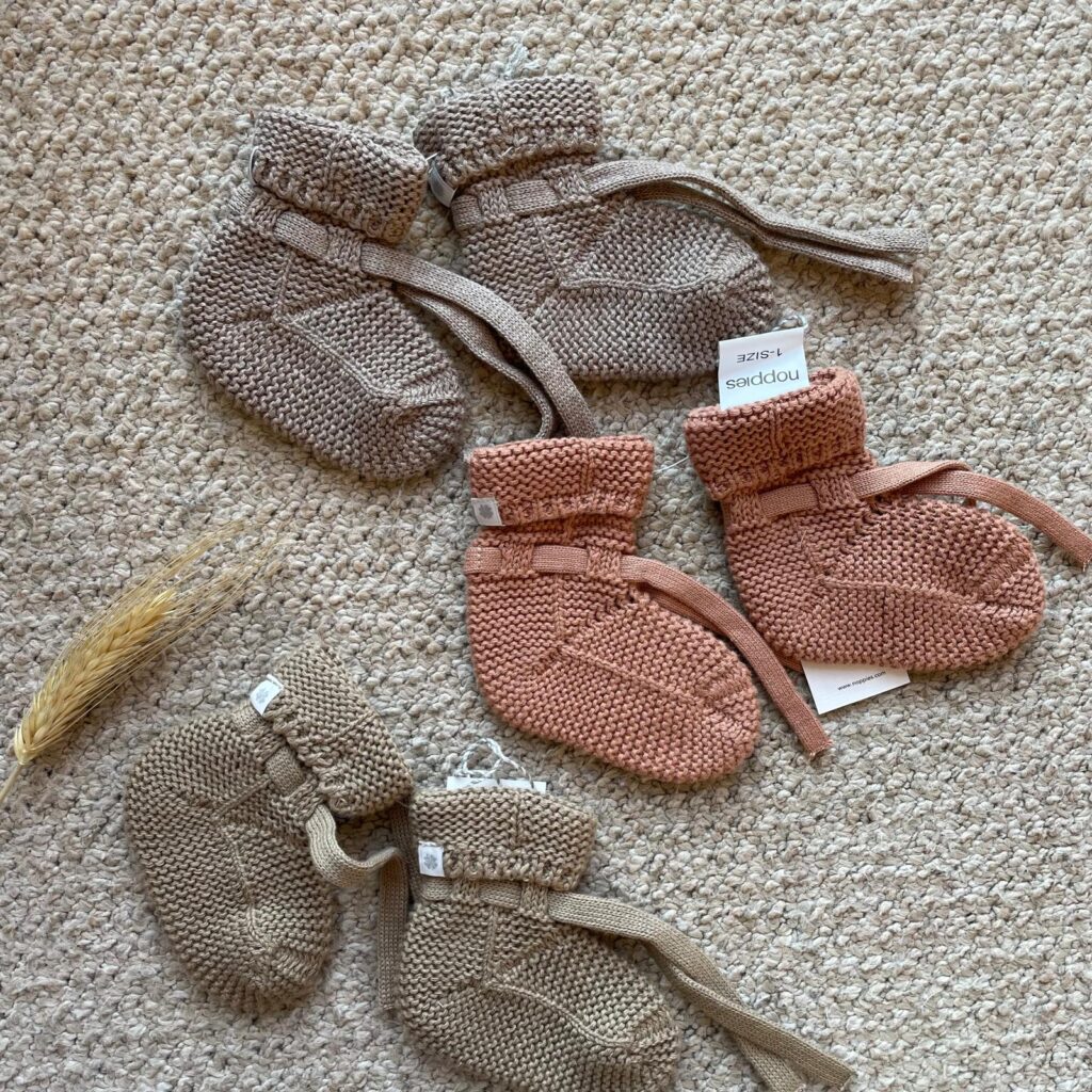 Noppies babyslofjes in drie kleuren